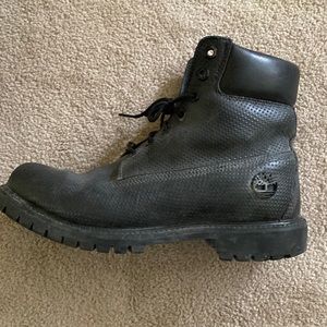 Leather timberland boots rarely worn